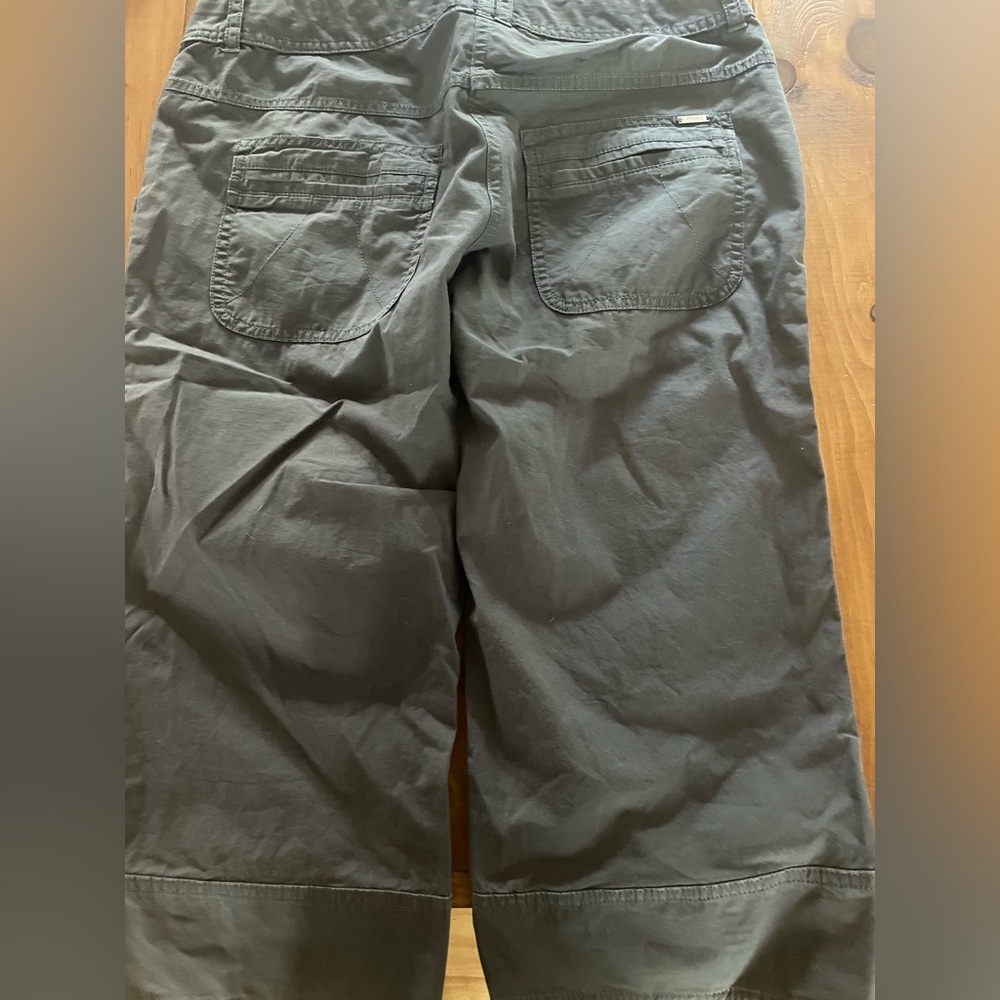 Mountain equipment Coop Casual gray Capri pants